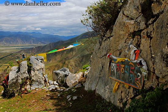 prayer-flags-n-sign-n-landscape-01.jpg