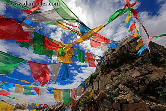 prayer-flags-n-sky-view-07.jpg