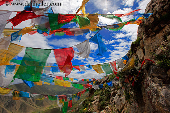 prayer-flags-n-sky-view-08.jpg