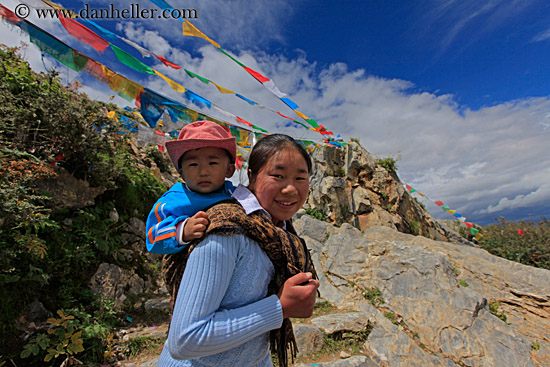 prayer-flags-n-woman-w-baby-01.jpg