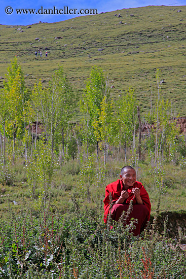 monk-in-red.jpg