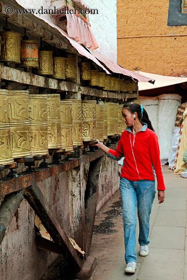 woman-turning-prayer-turbine.jpg