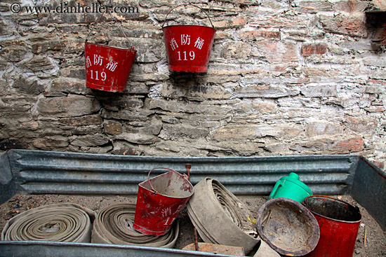 red-fire-buckets-03.jpg