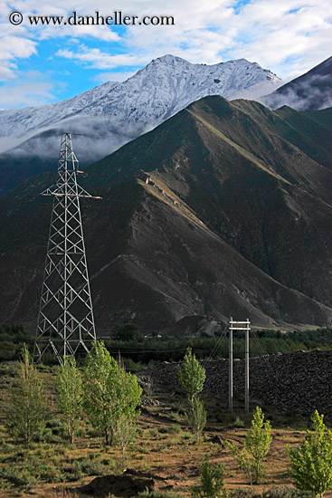 telephone-wires-n-mtns.jpg