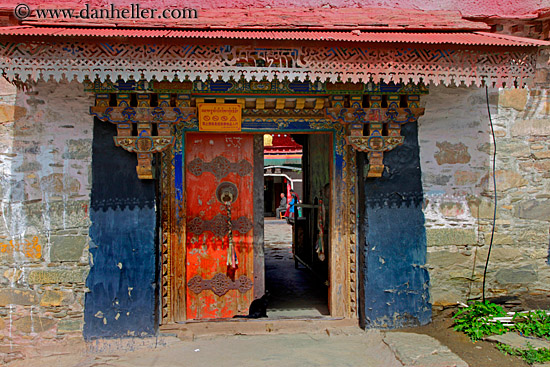 ornate-doorway.jpg