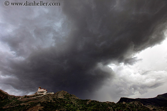 Palace and Cloud Upview (3)