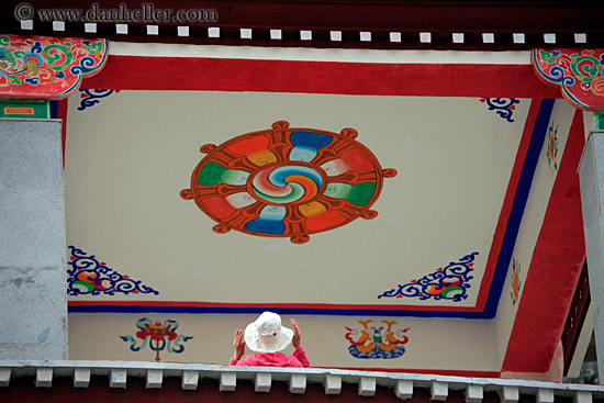 colorful-temple-ceiling.jpg