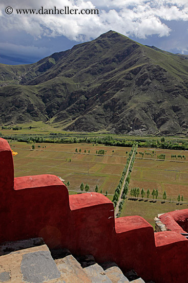 red-stairs-n-mtns.jpg