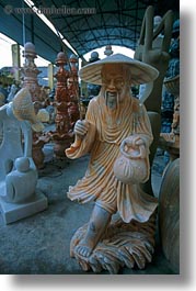 images/Asia/Vietnam/Danang/MarbleArtisans/marble-sculpture-old-chinese-man.jpg