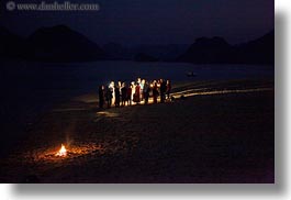 images/Asia/Vietnam/HaLongBay/Scenics/beach-fire-at-nite-3.jpg