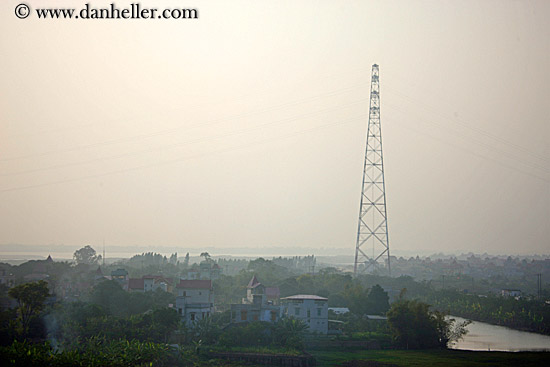 houses-n-telephone-wire-tower-2.jpg