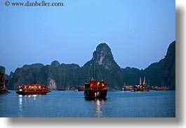 images/Asia/Vietnam/HaLongBay/Scenics/nite-boats-mtns-reflection-08.jpg