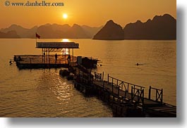 images/Asia/Vietnam/HaLongBay/Sunset/sunset-dock-n-mtns-05.jpg