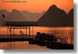 images/Asia/Vietnam/HaLongBay/Sunset/sunset-dock-n-mtns-12.jpg