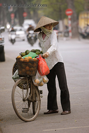 oranges-on-bike-01.jpg