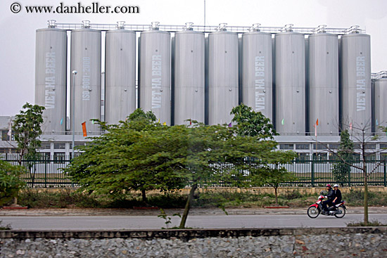 motorcycle-n-industrial-building.jpg