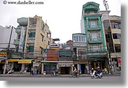 images/Asia/Vietnam/Hanoi/Buildings/tall-narrow-buildings-3.jpg