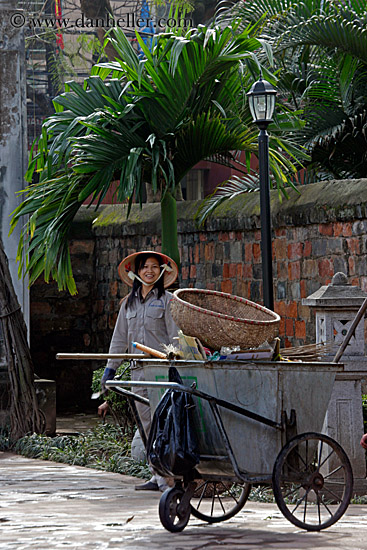 gardener-women-2.jpg