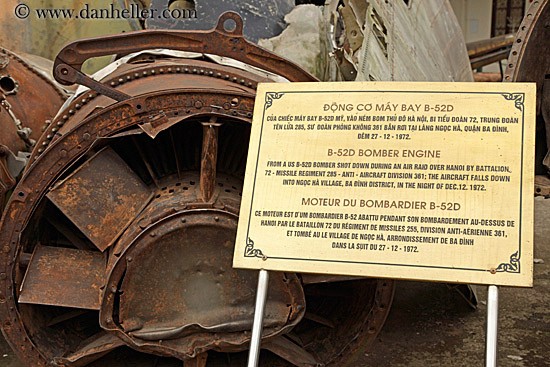 B52D-bomber-engine-sign.jpg