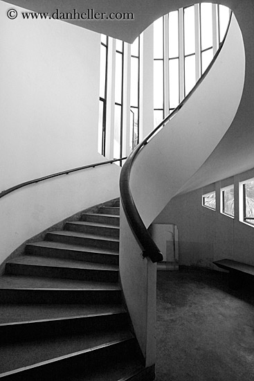 spiral-stairs-3-bw.jpg