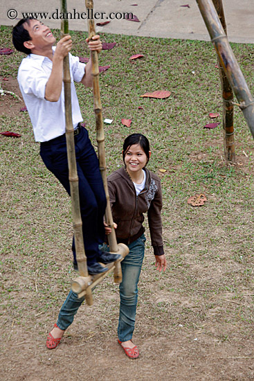 couple-on-swing-1.jpg