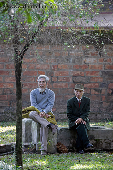 two-men-sitting-n-smoking-1.jpg