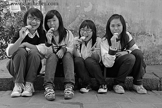 teenage-girs-w-ice_cream-1-bw.jpg