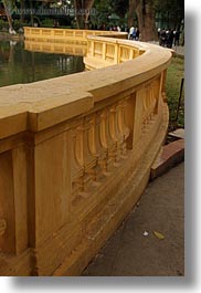 images/Asia/Vietnam/Hanoi/PresidentialPalace/curved-pond-railing-3.jpg
