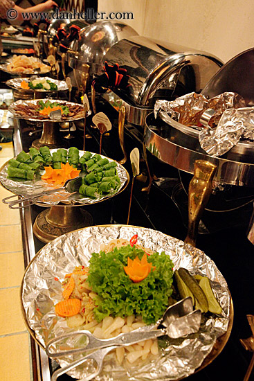 buffet-food-4.jpg