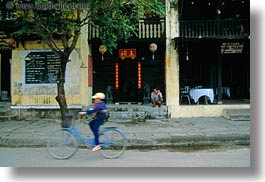 images/Asia/Vietnam/HoiAn/Bikes/small-boy-n-big-blue-bike.jpg