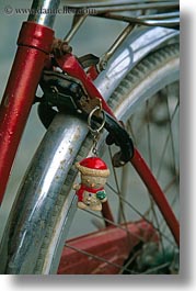 images/Asia/Vietnam/HoiAn/Bikes/xmas-ornament-on-bike-wheel.jpg
