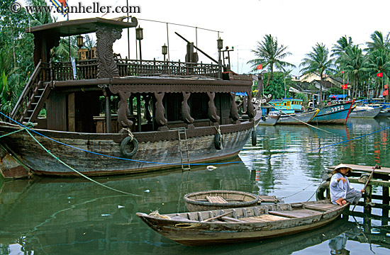 woman-on-fishing-boat-1.jpg