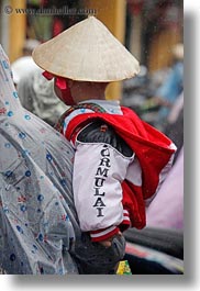 images/Asia/Vietnam/HoiAn/People/Kids/toddler-boy-in-conical-hat-1.jpg
