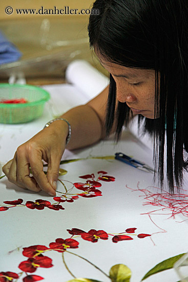 women-sewing-at-faifo-factory-5.jpg