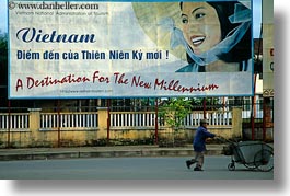 images/Asia/Vietnam/HoiAn/Signs/vietnam-tourism-billboard-3.jpg