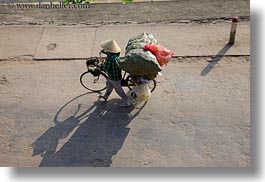 images/Asia/Vietnam/Hue/Bikes/woman-conical-hat-n-bike-4.jpg