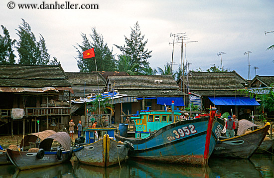 colorful-fishing-boats-2.jpg