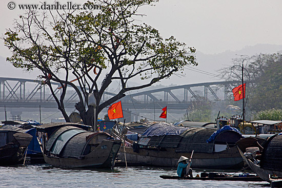 vietnamese-fishing-boat-5.jpg