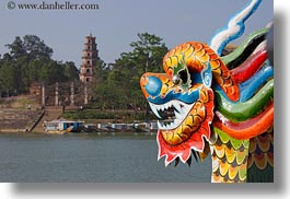images/Asia/Vietnam/Hue/ThienMuPagoda/thien-mu-pagoda-n-colorful-dragon-02.jpg
