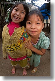 images/Asia/Vietnam/Village/girls-01.jpg