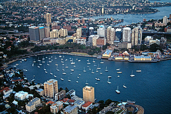 sydney-cityscape-harbor-06.jpg