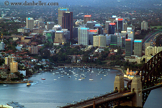 sydney-cityscape-harbor-08.jpg