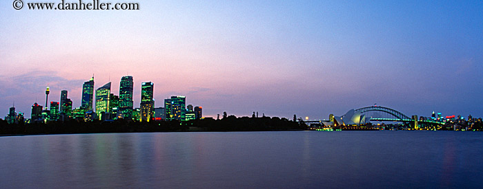 cityscape-dusk-pano.jpg