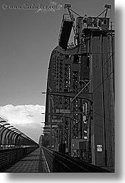 images/Australia/Sydney/HarborBridge/bridge-industrial.jpg