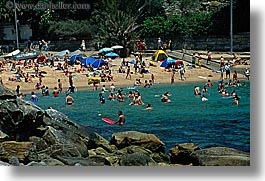 images/Australia/Sydney/ManlyBeach/swimmers-beach-rocks.jpg