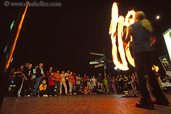 fire-juggler-2.jpg