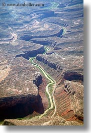 images/California/Aerials/aerial-view-of-dry-canyon-22.jpg