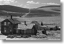 images/California/Bodie/Exteriors/bodie06-bw.jpg