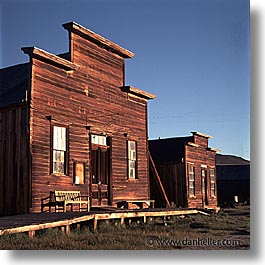 images/California/Bodie/Exteriors/gift-shop.jpg