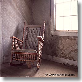 images/California/Bodie/Homes/rocking-chair.jpg